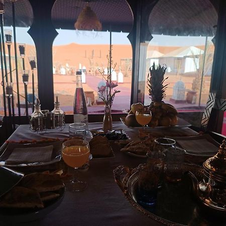 Merzouga Traditional Luxury Camp מראה חיצוני תמונה