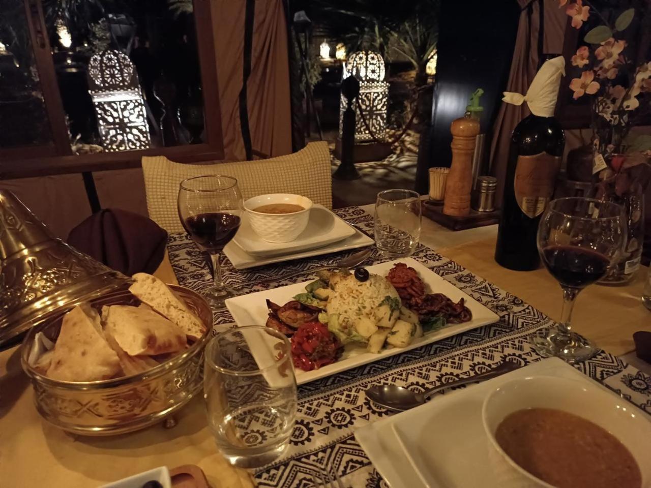 Merzouga Traditional Luxury Camp מראה חיצוני תמונה
