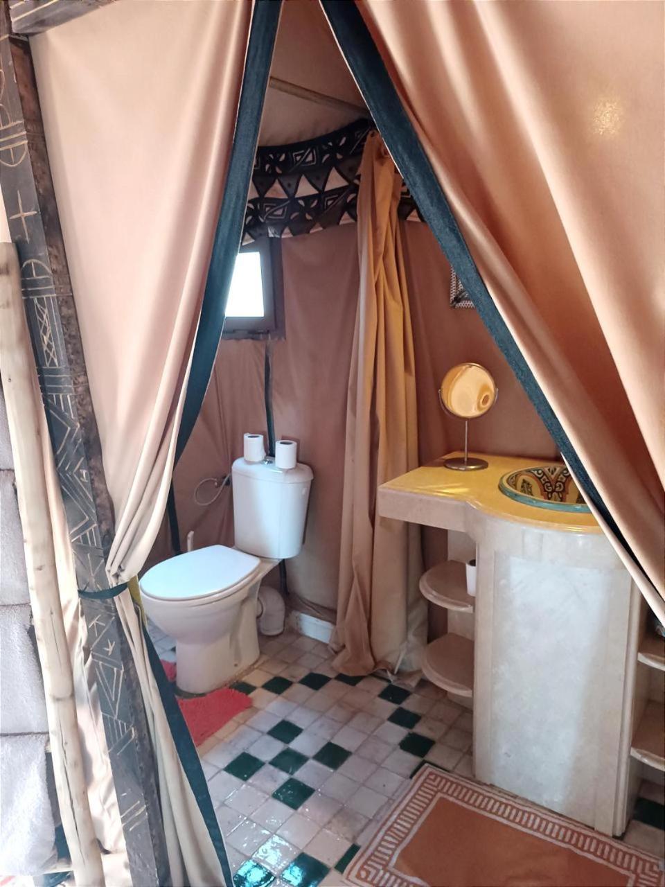 Merzouga Traditional Luxury Camp מראה חיצוני תמונה