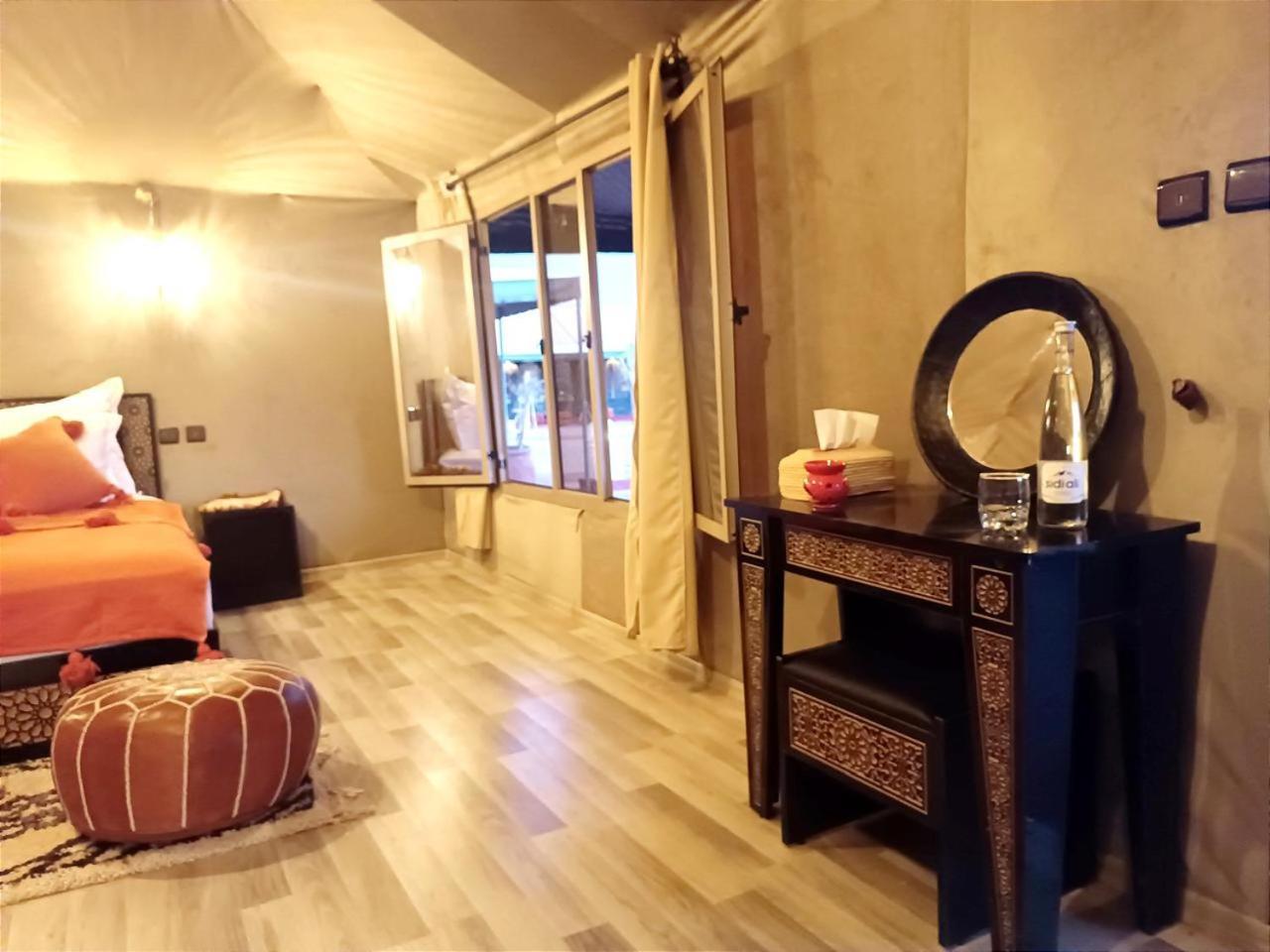 Merzouga Traditional Luxury Camp מראה חיצוני תמונה