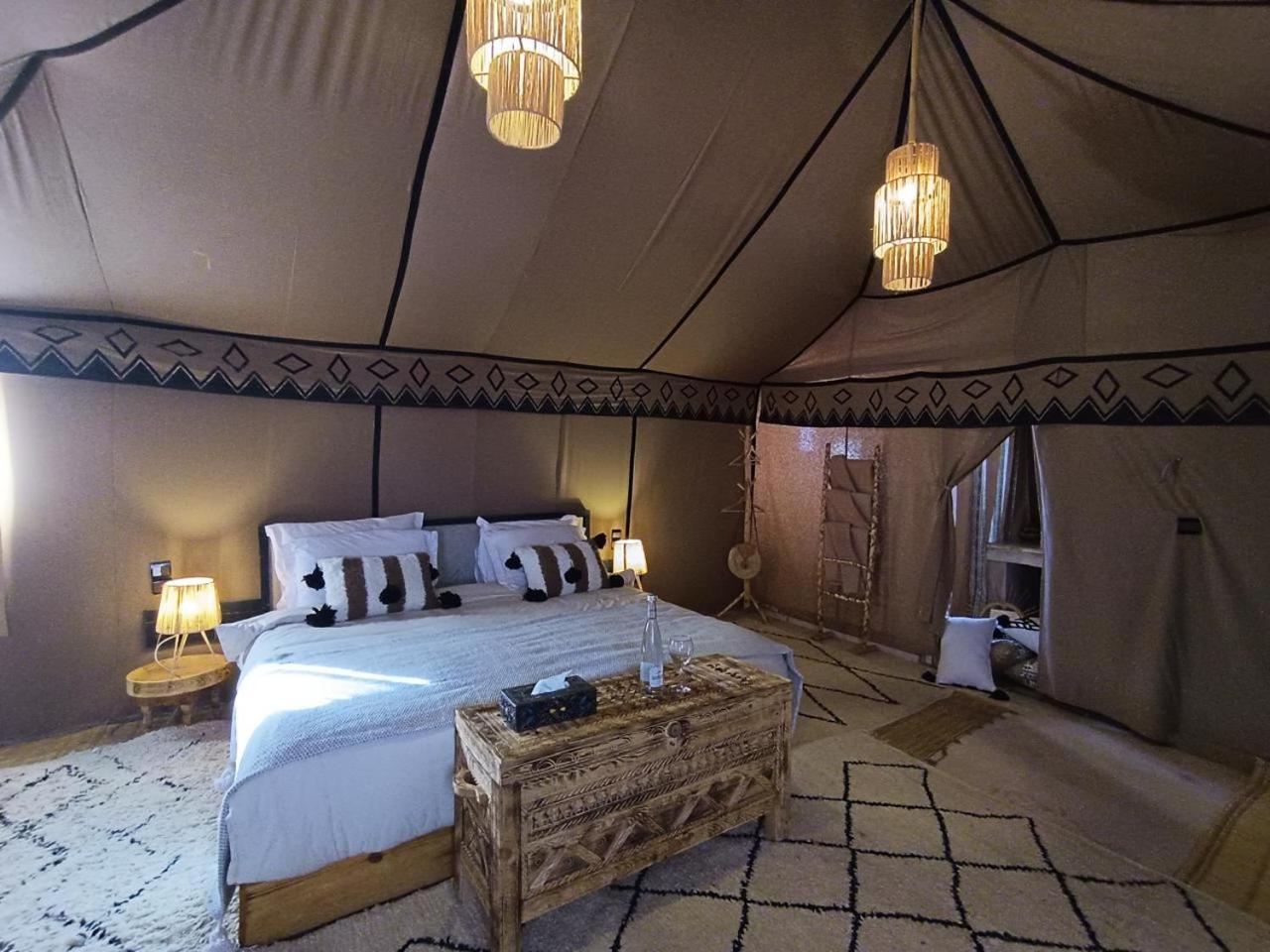 Merzouga Traditional Luxury Camp מראה חיצוני תמונה