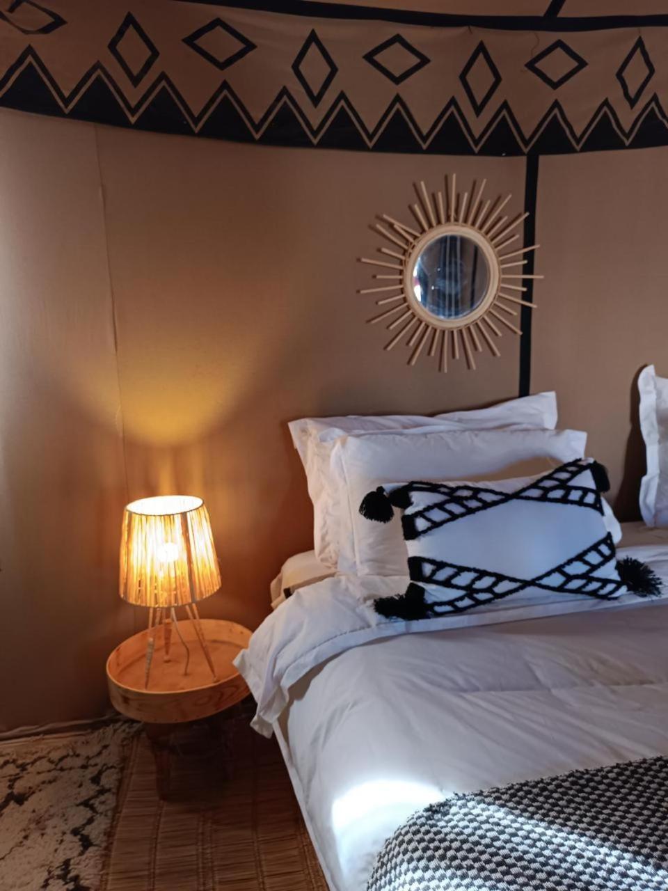 Merzouga Traditional Luxury Camp מראה חיצוני תמונה
